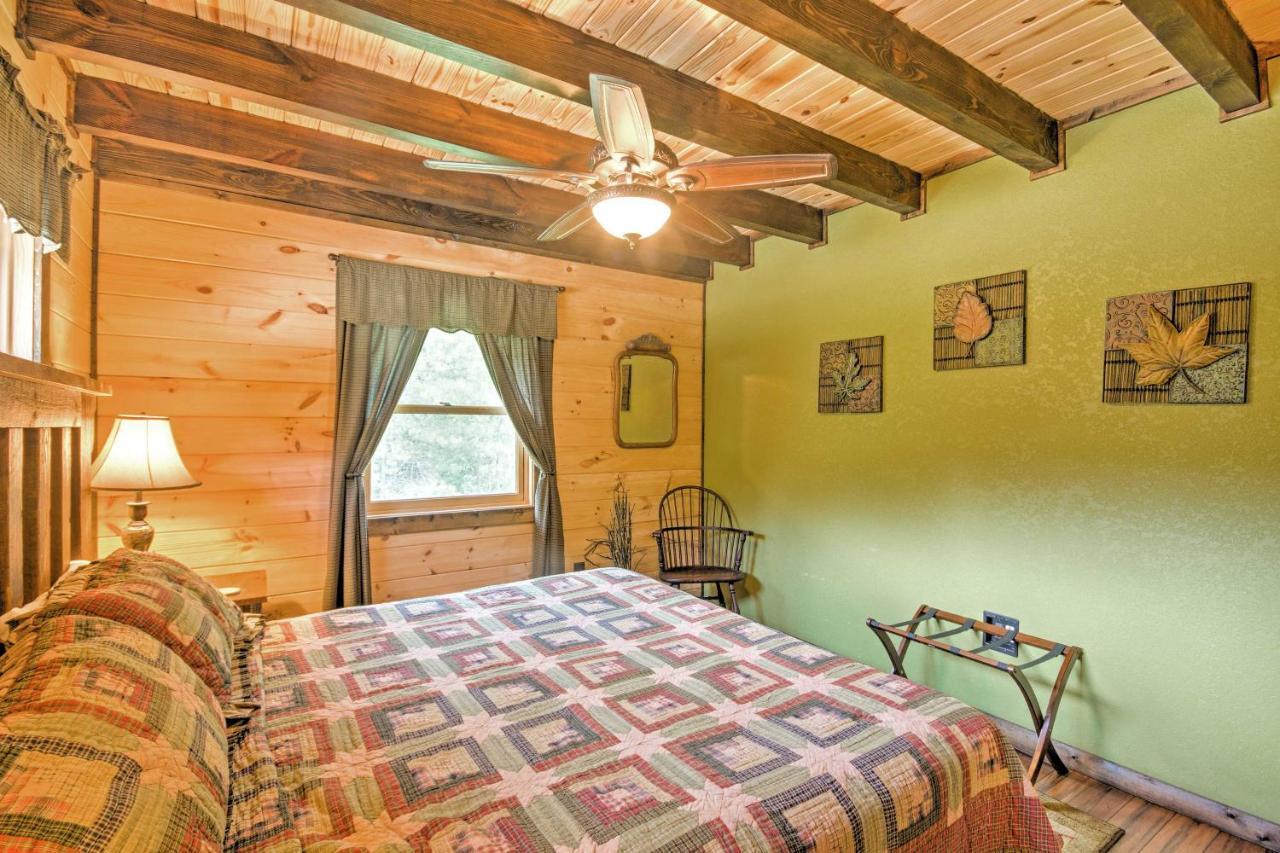Scenic Fox Ridge Cabin On 4 Acres With Hot Tub! Whittier Εξωτερικό φωτογραφία